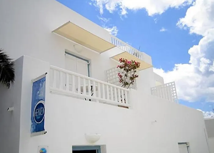Naoussa Paros By Booking Kottas